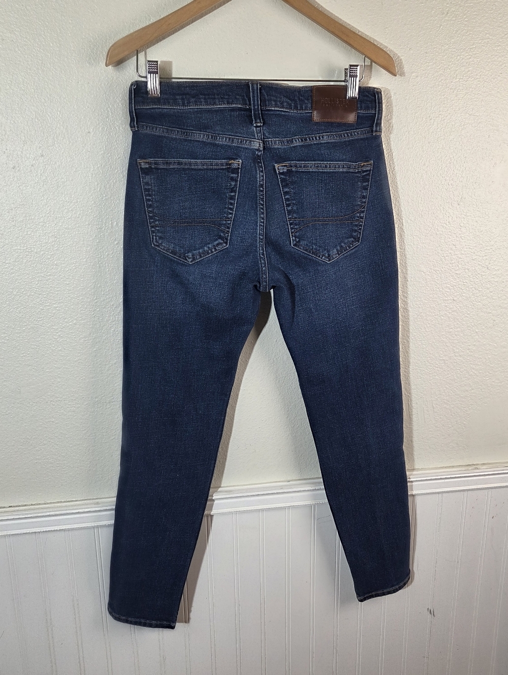 Hollister Men’s Athletic Skinny Jeans 29x30 Blue Wash Advanced Stretch Denim - Picture 4 of 13
